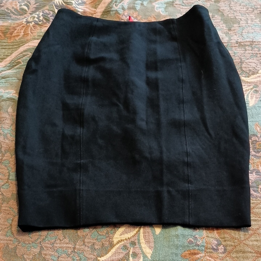 NWOT SPANX The Black Pencil Skirt 20269R Sz L - Picture 2 of 13